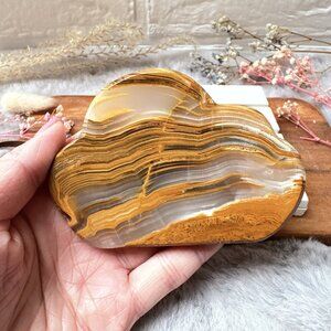 Gorgeous Onyx Cloud Carving